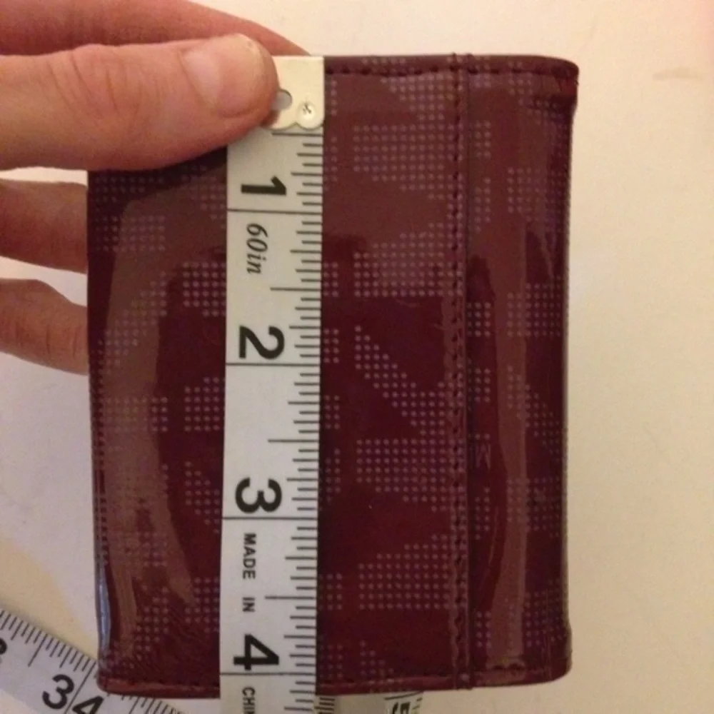 👛 MICHAEL KORS 👛 signature patent leather wallet